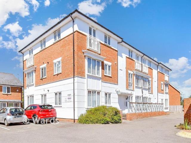 Flat for sale in Thurston Park, The Bridge