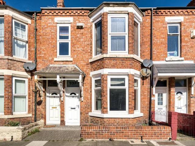 Flat for sale in Westoe, South Shields
