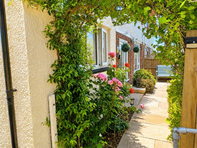 Flat for sale in Harley Shute, Guestling Green