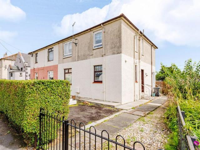 Flat for sale in New Cumnock, Scotland