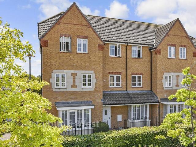 Flat for sale in West Worthing, Worthing