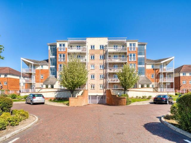 Flat for sale in Whickham, Tyne And Wear