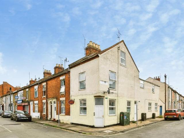 Flat for sale in Semilong, Northampton