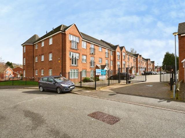 Flat for sale in Hall End, West Bromwich