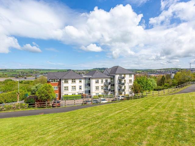 Flat for sale in Sticklepath, North Devon