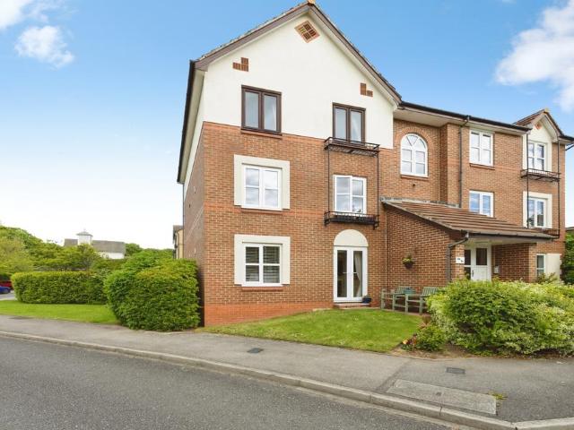 Flat for sale in Preston, Tynemouth