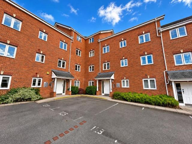 Flat for sale in Bloxwich, Walsall
