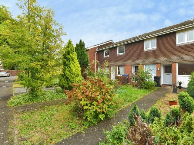 Flat for sale in Trowbridge