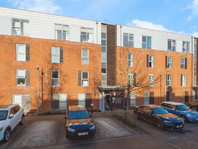 Flat for sale in St James, Sandown Park