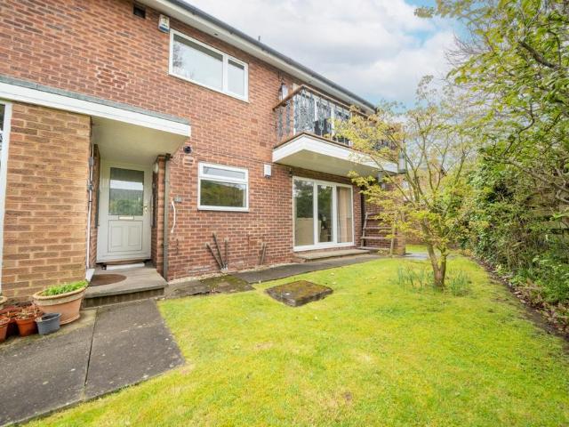 Flat for sale in Dore, South Yorkshire