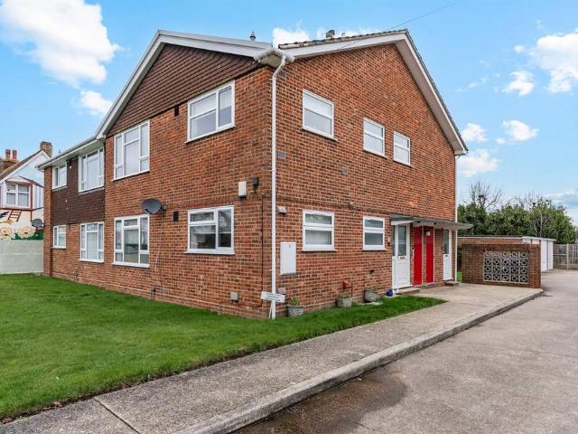 Flat for sale in Kingsdown Park, The Bridge