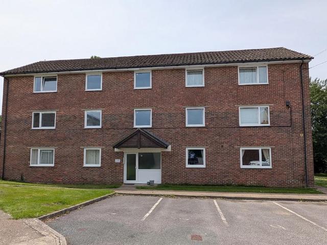 Flat for sale in Southwick and Widley, Hampshire