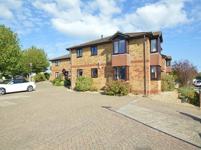 Flat for sale in Shanklin, Isle Of Wight