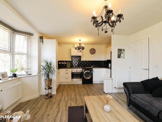 Flat for sale in Grantham, Barholm