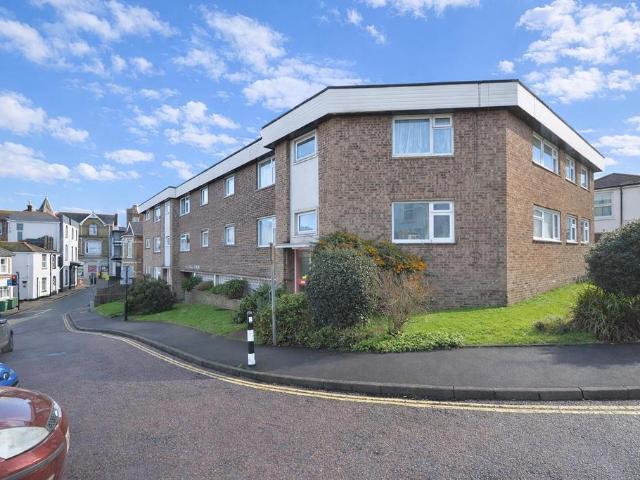 Flat for sale in Luccombe, Shanklin