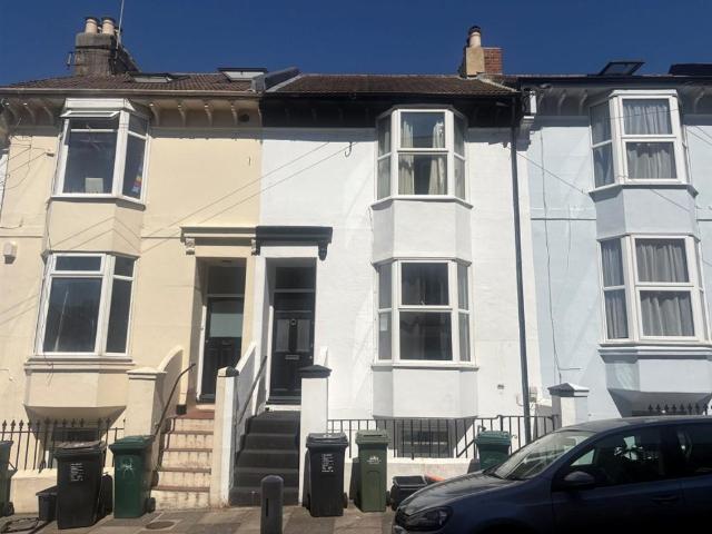 Flat for sale in Round Hill, Brighton & Hove
