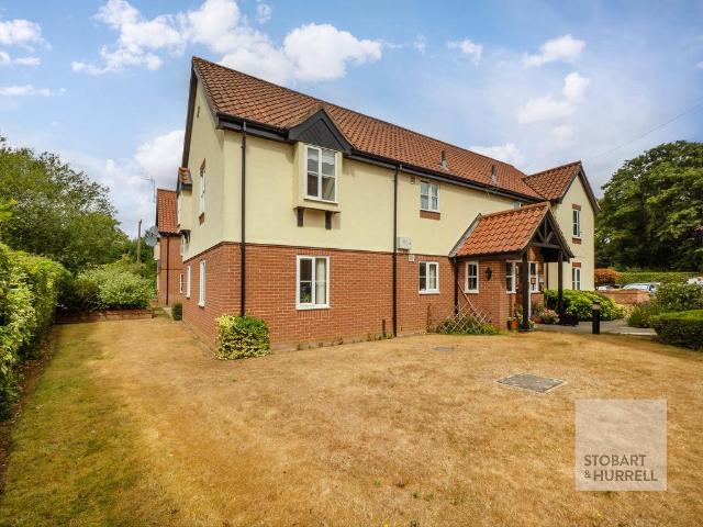 Flat for sale in Wroxham, Crostwick