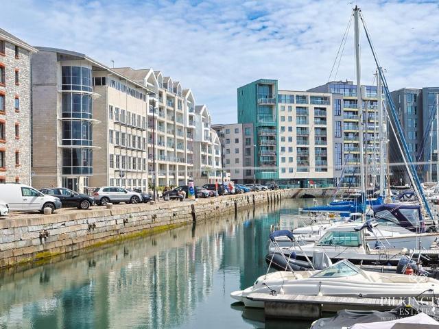 Flat for sale in Barbican, Mount Wise