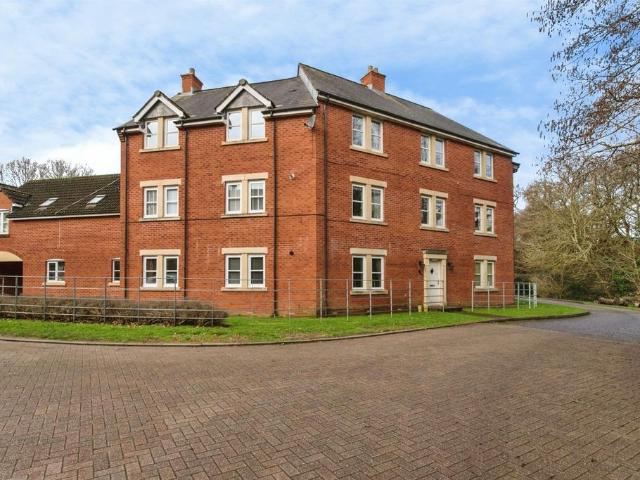 Flat for sale in Newton St Cyres, Devon