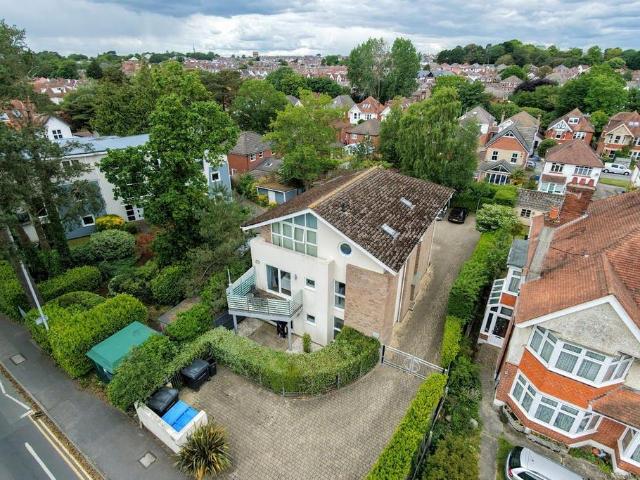 Flat for sale in Penn Hill, Poole