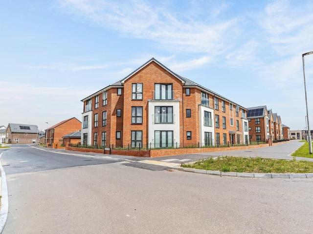 Flat for sale in Bedford
