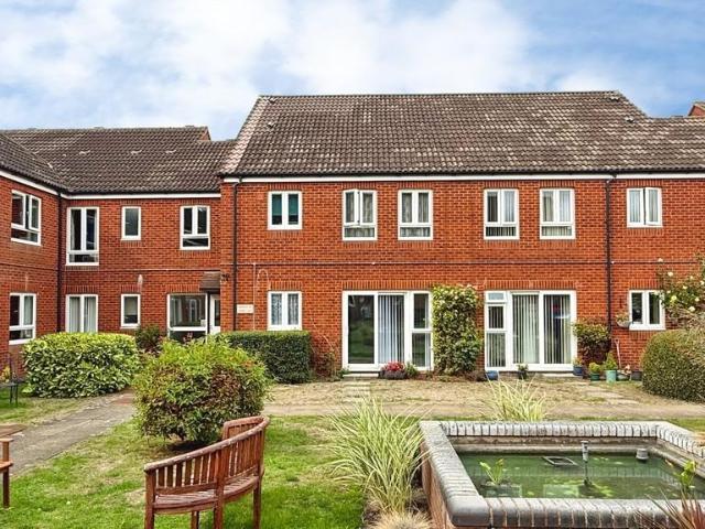 Flat for sale in Westbury, Wiltshire