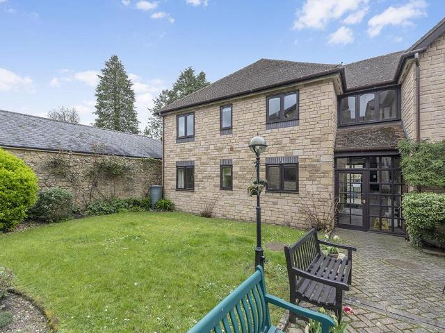 Flat for sale in Sherborne, East Dorset