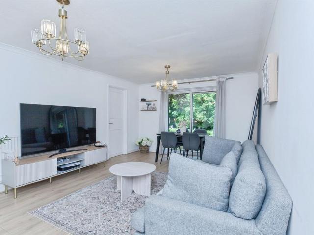 Flat for sale in Aylestone Park, Old Wharf