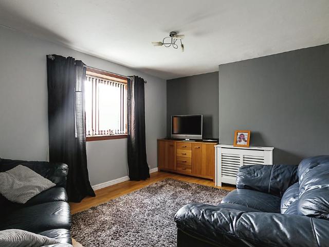 Flat for sale in Leggart, Ballindoch