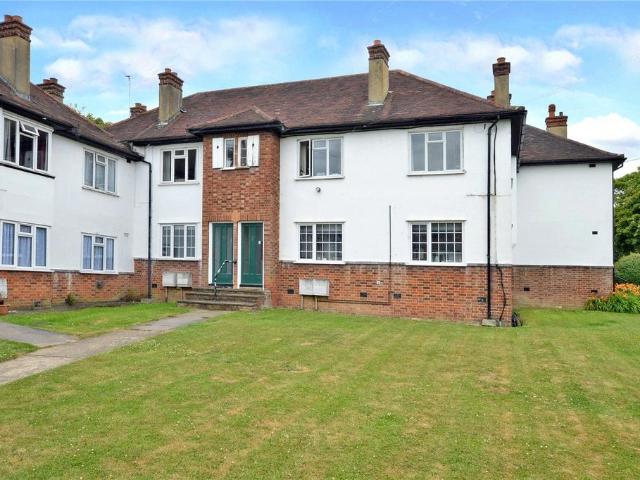 Flat for sale in Greater London