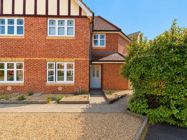Flat for sale in Lee-on-the-Solent, Middlecroft