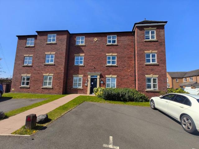 Flat for sale in Coseley, West Midlands