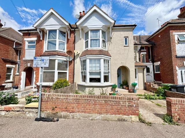 Flat for sale in Central, Heathlands