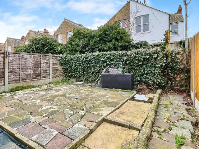 Flat for sale in Mickleburgh Hill, The Bridge