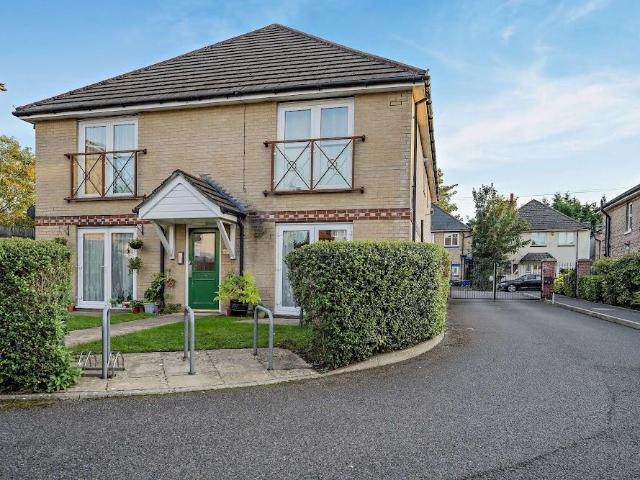Flat for sale in Branksome, Poole
