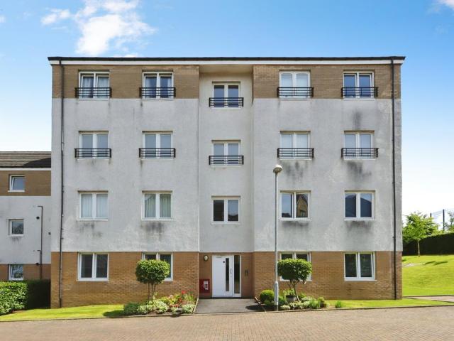 Flat for sale in Auchinairn, Bishopbriggs