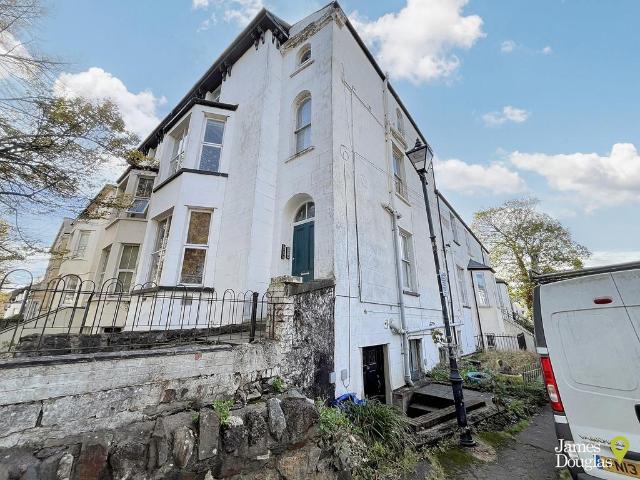 Flat for sale in Plasnewydd, Falcon Lodge
