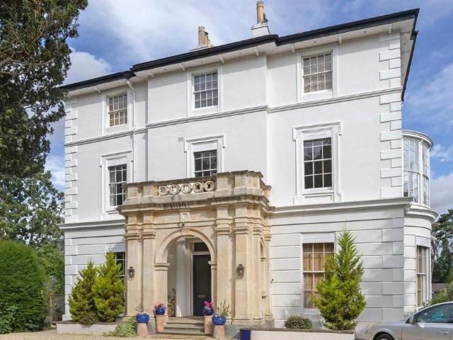 Flat for sale in Warden Hill, Cheltenham