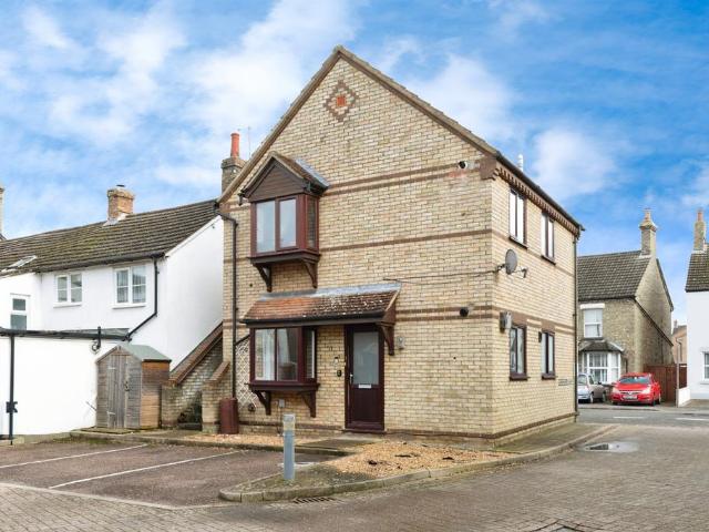 Flat for sale in Arlesey