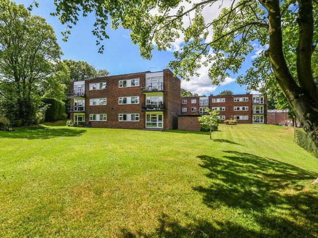 Flat for sale in Broadheath, Trafford Park