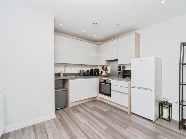 Flat for sale in Cowley, Greater London
