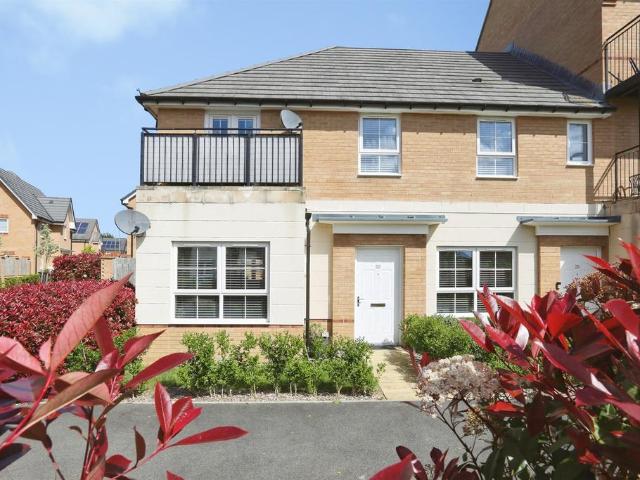 Flat for sale in Butlocks Heath, Helford