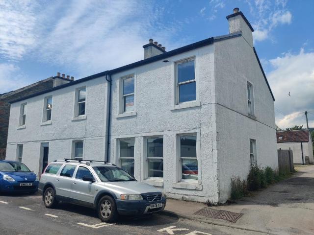 Flat for sale in Dunoon, Scotland