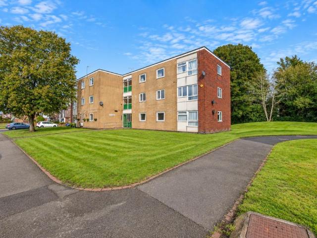 Flat for sale in Bloxwich, Walsall