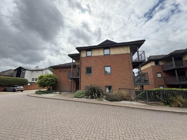 Flat for sale in Netherton, Peterborough
