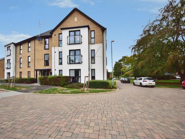 Flat for sale in Leybourne Chase, Tonbridge and Malling