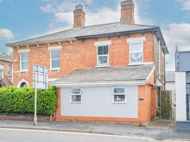 Flat for sale in Malvern Link, Malvern Hills