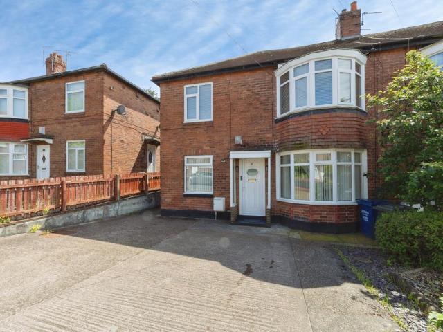Flat for sale in Fenham, Tyne And Wear