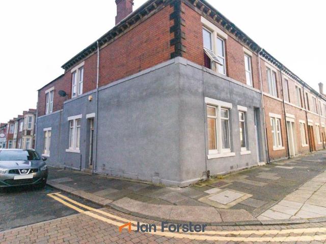 Flat for sale in Howdon, Wallsend