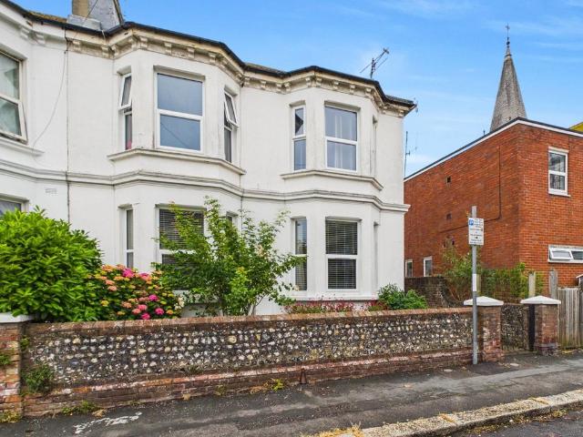 Flat for sale in West Worthing, Worthing